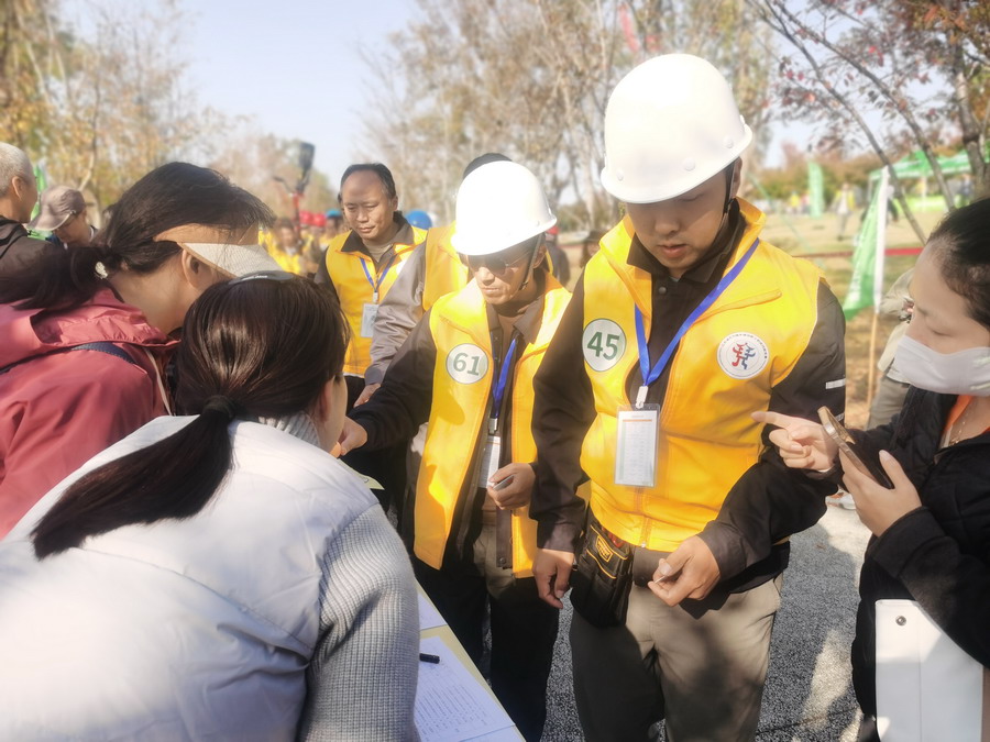 1731549410329 1730790605609